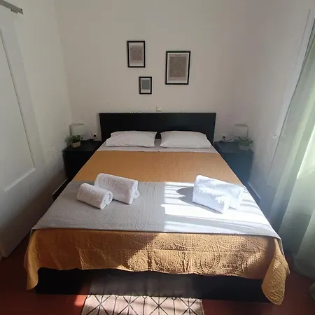 Ferienhaus Golden Horizon Retreat, Tranquil Atmosphere Next To The Sea! Goúrnes